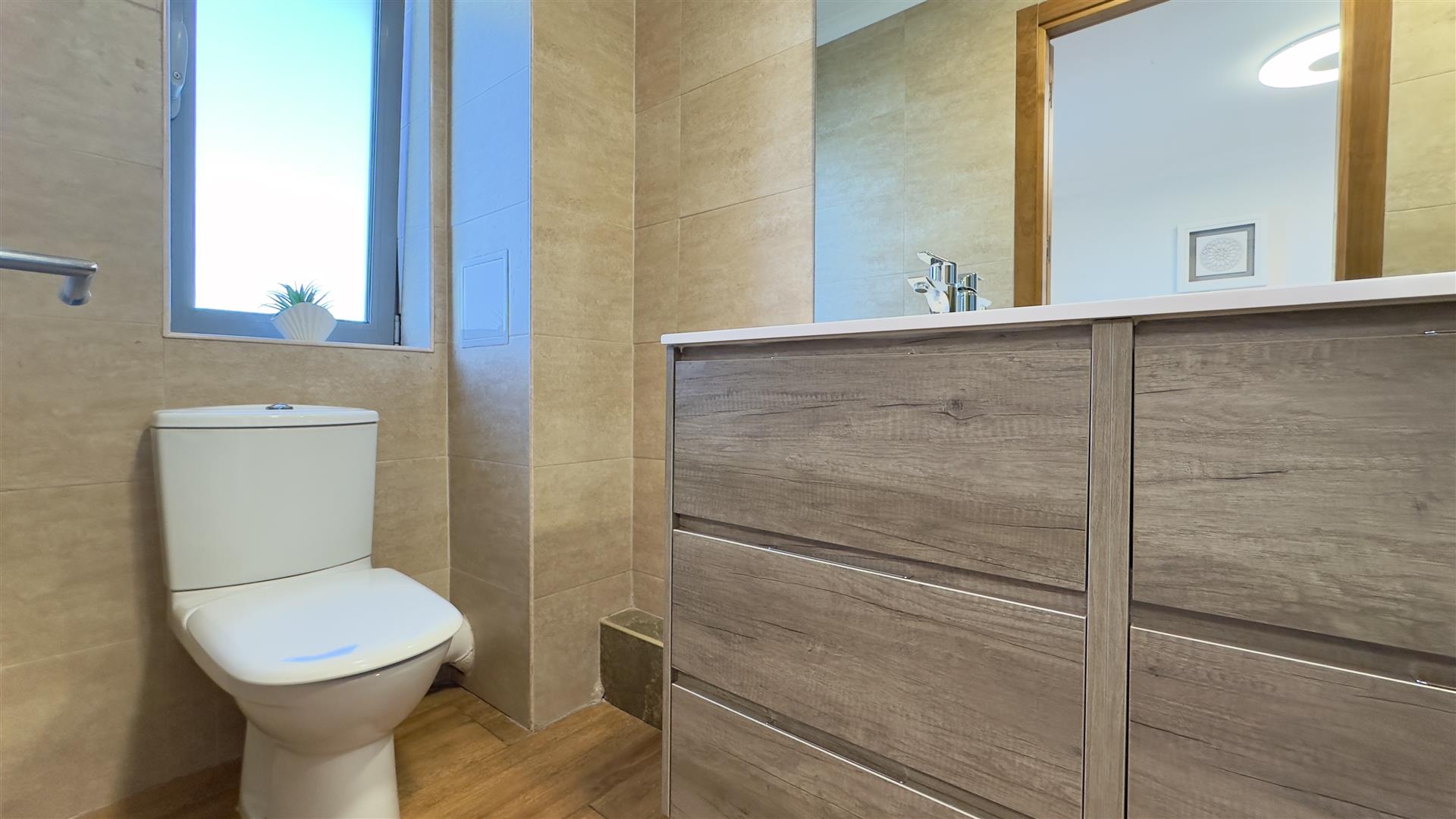 Image of Apartment - 4 Bedrooms - 2 Bathrooms for Sale in Waterport Terraces-Gibraltar, Image 15